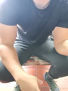 Snapshot of Blanco2023 chatting on December 2025 04:13:01 PM Blanco2023 online show from December 2025 04:13:01 PM