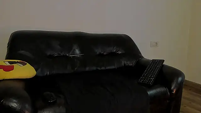 KingMalcom online show from November 2025 11:54:01 AM