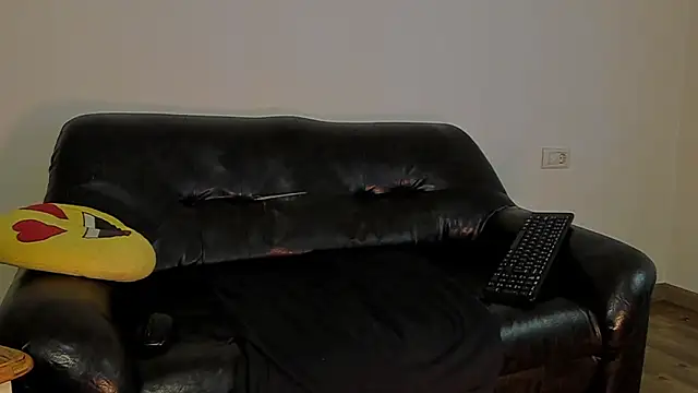 KingMalcom online show from November 2025 11:43:02 AM