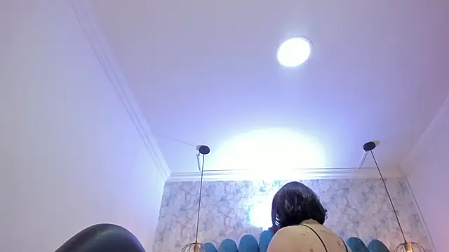 nalalye cruzz  online show from April 2026 03:09:02 AM