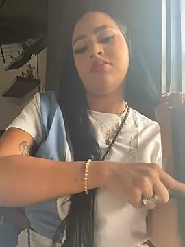 Luisa Fernandaa online show from February 2026 06:28:01 PM