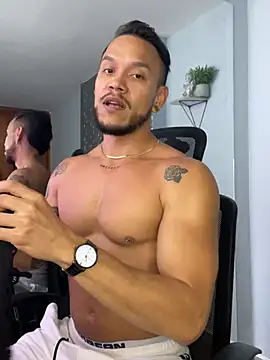 ARON TAYLER01 online show from January 2025 03:48:01 PM