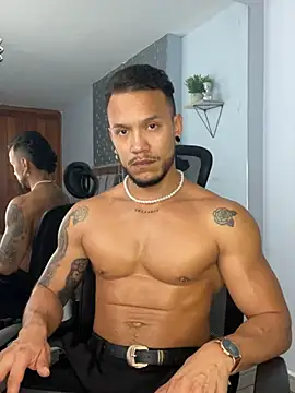 ARON TAYLER01 online show from March 2025 04:22:02 PM