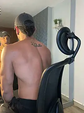 ARON TAYLER01 online show from March 2025 12:36:02 PM