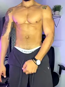 ARON TAYLER01 online show from November 2025 10:37:02 AM