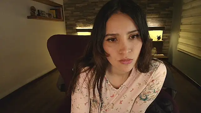 Snapshot of alicewilloww chatting on October 2025 11:16:01 PM alicewilloww online show from October 2025 11:16:01 PM