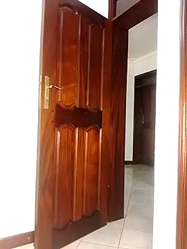 NicRaisaa online show from October 2025 05:22:02 AM