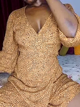 NicRaisaa online show from November 2025 05:50:02 AM