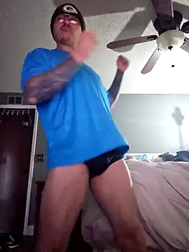 MrBiggBallz online show from December 2025 01:17:01 PM