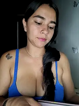 Snapshot of alison_villalobo chatting on September 2025 02:46:02 AM alison villalobo online show from September 2025 02:46:02 AM