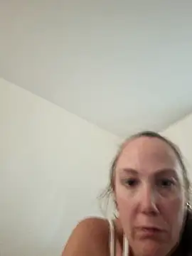 Wisie Cutie online show from October 2025 04:15:02 PM