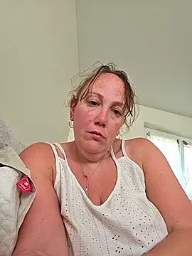 Wisie Cutie online show from April 2026 03:46:02 PM