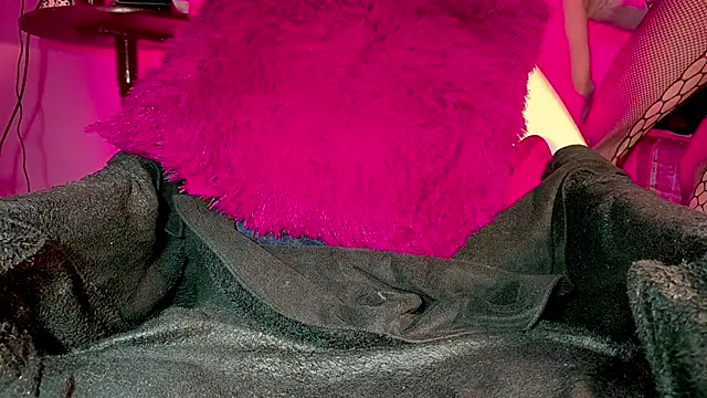 SEXYTRAV18 online show from February 2026 03:26:01 AM