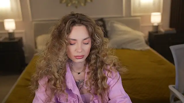 Snapshot of Kisasolo chatting on March 2026 03:22:01 PM Kisasolo online show from March 2026 03:22:01 PM