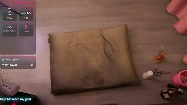 Redhead Shark new online show from February 2025 10:23:02 PM