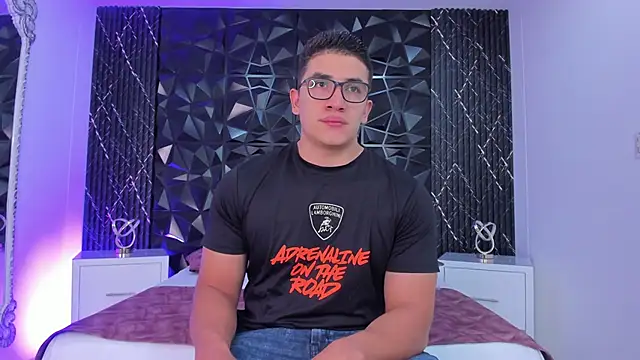 Snapshot of JeffDaltton chatting on December 2025 08:26:01 PM JeffDaltton online show from December 2025 08:26:01 PM