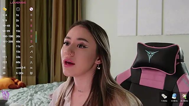 Snapshot of Fiona-Love chatting on November 2025 03:23:01 PM Fiona-Love online show from November 2025 03:23:01 PM