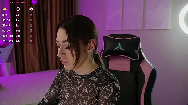 Fiona-Love online show from March 2026 05:27:02 PM