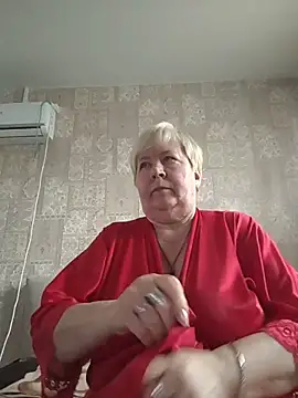 EffectFiona online show from April 2026 02:09:01 PM