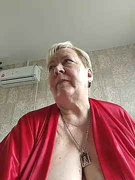 Snapshot of EffectFiona chatting on June 2026 11:43:02 AM EffectFiona online show from June 2026 11:43:02 AM