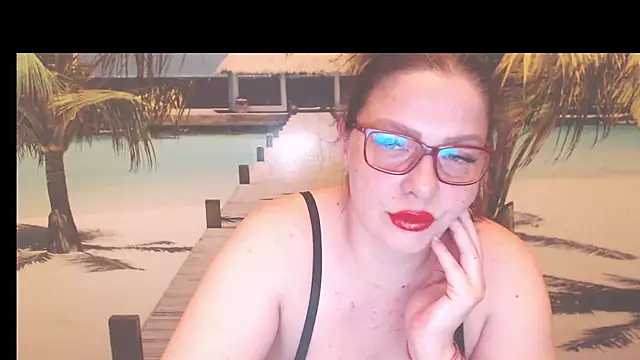 Snapshot of Queen__Natasha chatting on July 2026 07:33:02 PM Queen Natasha online show from July 2026 07:33:02 PM