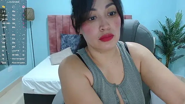 sophia hadid online show from February 2026 08:03:02 PM