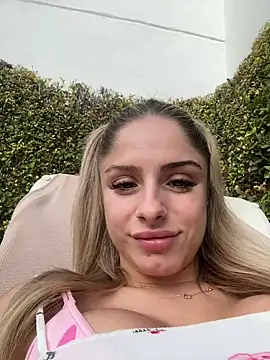 Snapshot of BritneyDimond chatting on December 2024 10:24:02 AM BritneyDimond online show from December 2024 10:24:02 AM