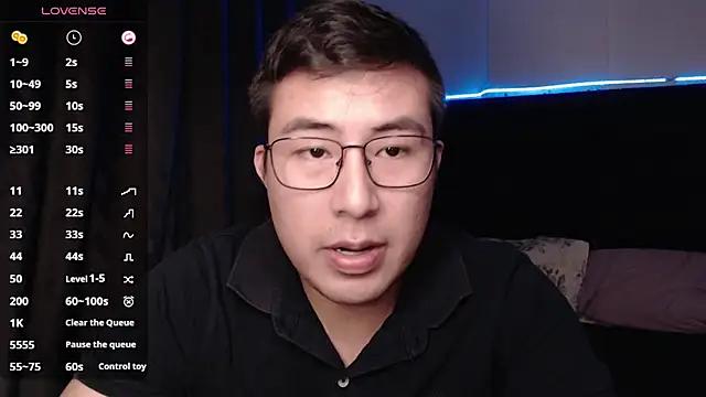 andrewmhilton  online show from November 2025 05:29:02 AM