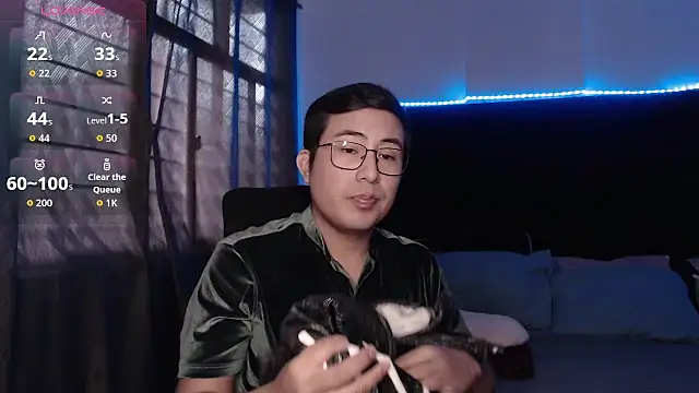 andrewmhilton  online show from March 2026 10:57:01 PM