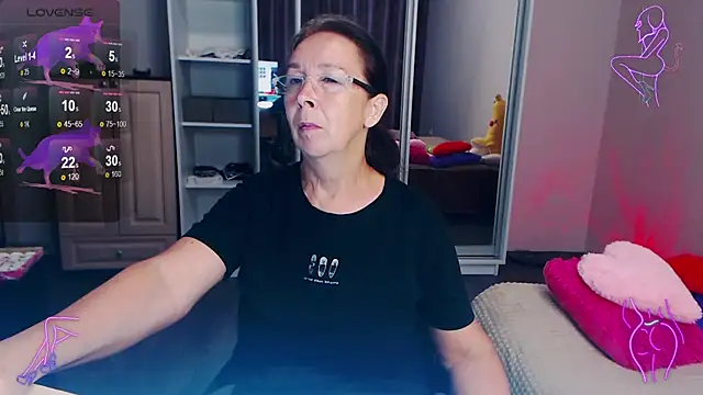 Snapshot of Celine_Faer1 chatting on June 2026 06:49:01 PM Celine Faer1 online show from June 2026 06:49:01 PM