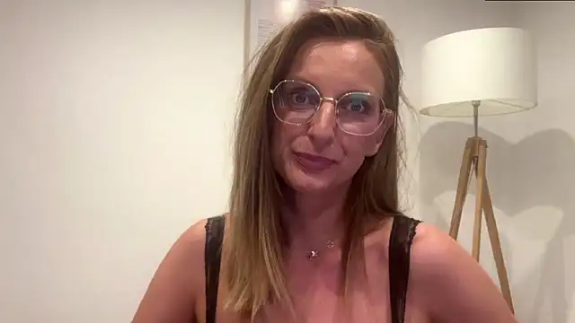 HornyJudith online show from June 2026 06:07:02 PM