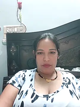 Snapshot of Poojabhabi101 chatting on October 2025 06:20:02 AM Poojabhabi101 online show from October 2025 06:20:02 AM