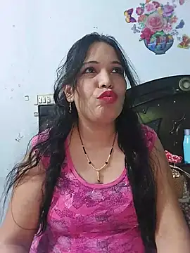 Poojabhabi101 online show from June 2026 06:14:02 AM