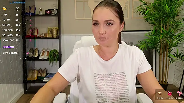 SelineSole online show from September 2025 03:46:02 PM