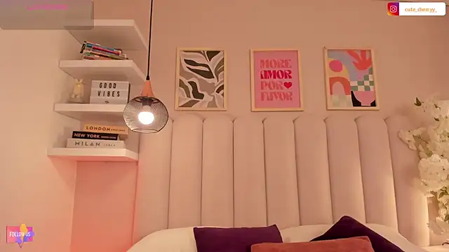 Snapshot of cute__cherry_ chatting on November 2025 08:41:01 PM cute cherry online show from November 2025 08:41:01 PM