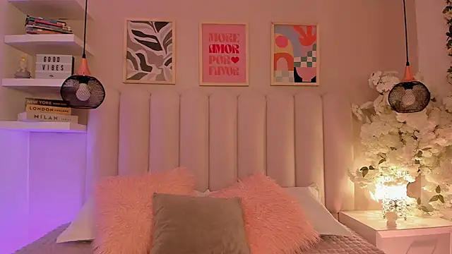 Snapshot of cute__cherry_ chatting on November 2025 08:53:01 PM cute cherry online show from November 2025 08:53:01 PM