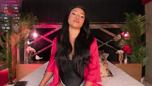 Snapshot of Aluna_sweet chatting on December 2025 07:45:02 PM Aluna sweet online show from December 2025 07:45:02 PM