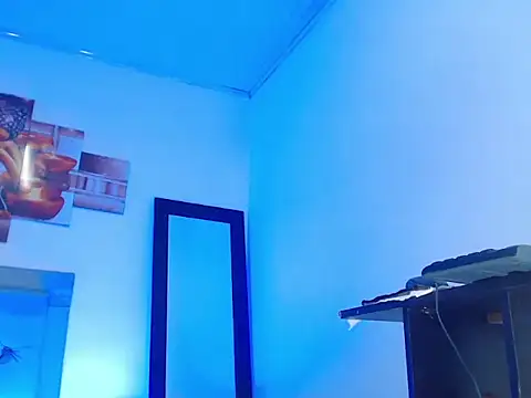 sofia collenx online show from April 2026 01:45:01 AM