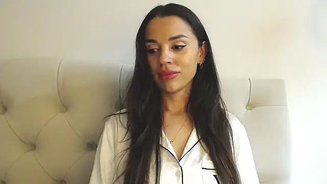 Mika Gold online show from September 2025 08:53:01 PM