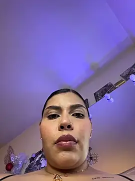 GigiiStone online show from December 2025 09:54:01 PM