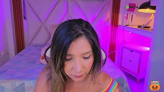 Happy tits online show from October 2025 06:50:02 PM