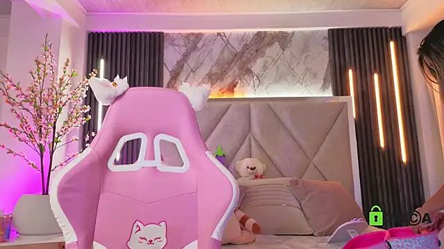 Happy tits online show from June 2026 02:12:01 PM