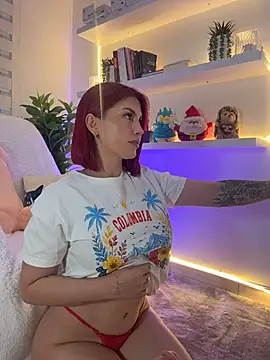 zafiro mo0n online show from July 2026 10:56:02 PM