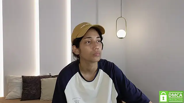 hot little bunny online show from September 2025 09:05:02 PM