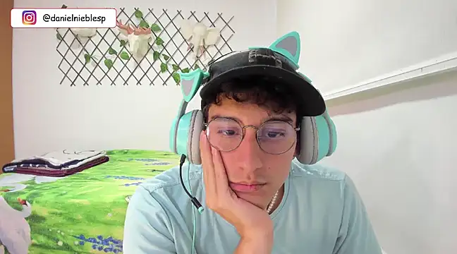 Snapshot of Jackson_Careyy chatting on March 2025 10:48:02 PM Jackson Careyy online show from March 2025 10:48:02 PM