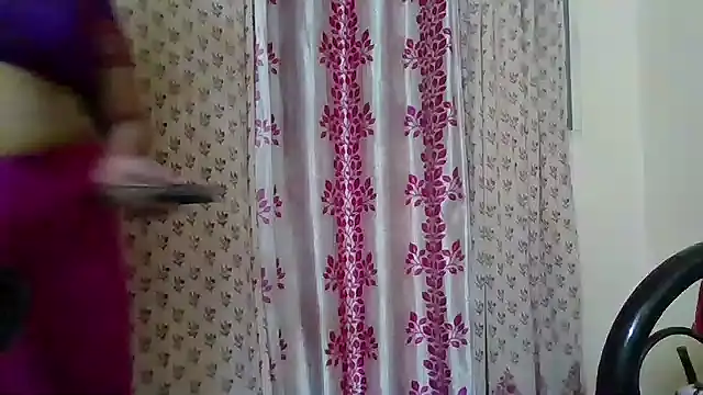 Snapshot of NautyBabe chatting on September 2025 06:19:01 PM NautyBabe online show from September 2025 06:19:01 PM