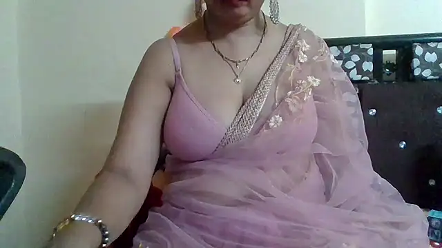 Snapshot of NautyBabe chatting on September 2025 09:25:02 PM NautyBabe online show from September 2025 09:25:02 PM