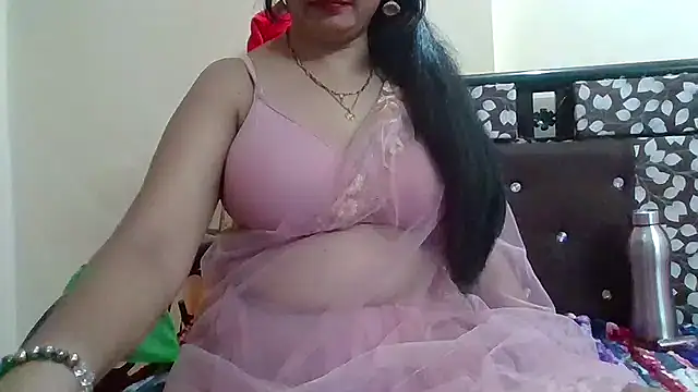 Snapshot of NautyBabe chatting on October 2025 06:07:01 PM NautyBabe online show from October 2025 06:07:01 PM