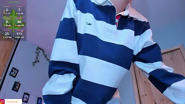 VickyJackson  online show from January 2026 05:49:02 PM