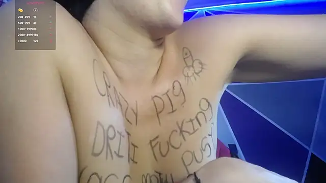 Snapshot of DaMikaela_ chatting on November 2025 06:59:02 PM DaMikaela online show from November 2025 06:59:02 PM